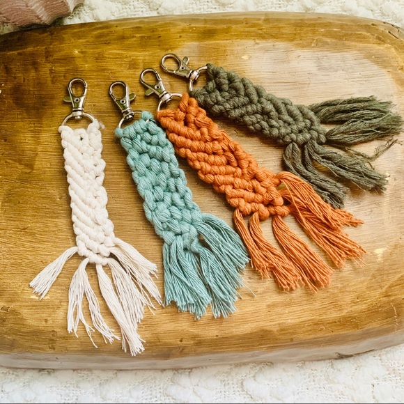 >>Macramé Keychain<< - Picture 2 of 6